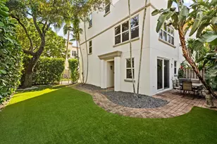 705 SW 4th Ave, Fort Lauderdale, FL 33315 - Photo 1