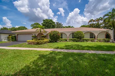 6749 S Grande Drive, Boca Raton, FL 33433 - Photo 1