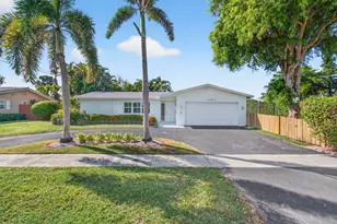 699 NW 16th Ave, Boca Raton, FL 33486 - Photo 1