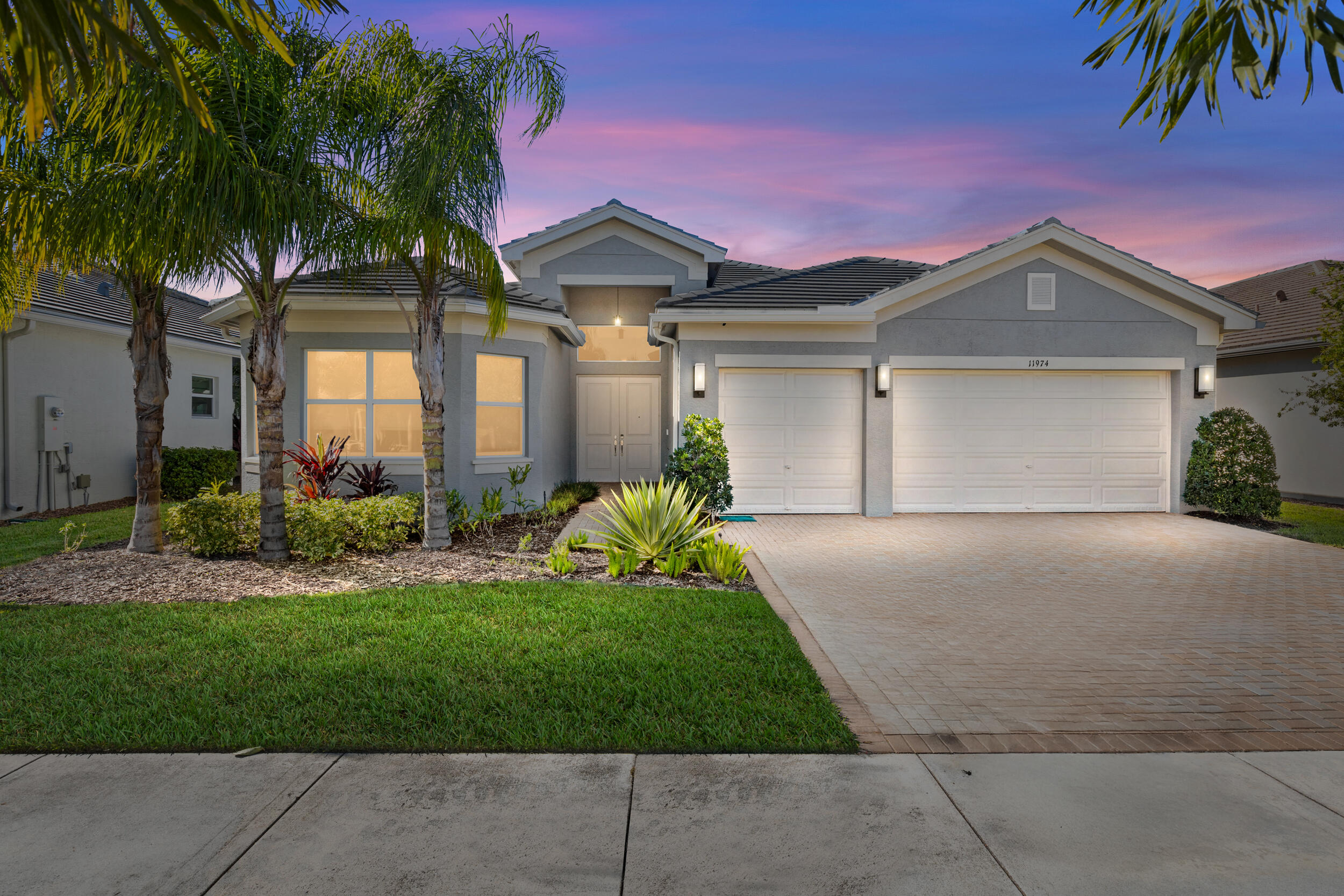 11974 SW Laguna Bay Pkwy, Port Saint Lucie, FL 34987 - MLS R11141951 ...