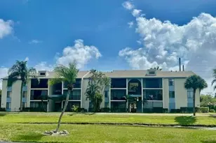 1112 Green Pine Blvd, West Palm Beach, FL 33409 - Photo 1