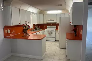 820 W Lakewood Rd, West Palm Beach, FL 33405 - Photo 1