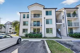 1017 Villa Cir, Boynton Beach, FL 33435 - Photo 1