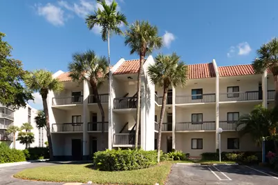 2550 Presidential Way #302, West Palm Beach, FL 33401 - Photo 1