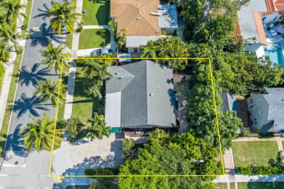 236 Avila Road, West Palm Beach, FL 33405 - Photo 1