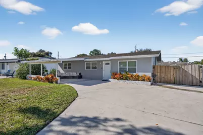 511 Iris Avenue, Palm Beach Gardens, FL 33410 - Photo 1
