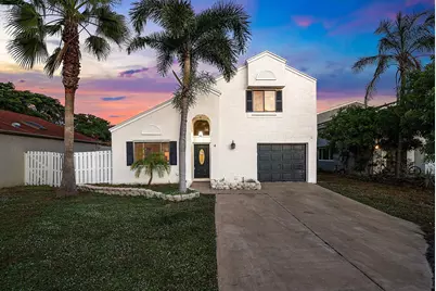 4 Elton Place, Boynton Beach, FL 33426 - Photo 1
