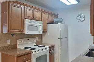 1010 Wolverton A, Boca Raton, FL 33433 - Photo 3