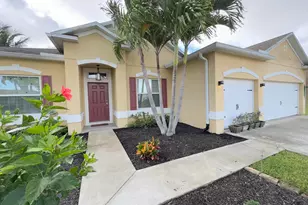 520 SW Dailey Ave, Port Saint Lucie, FL 34953 - Photo 1