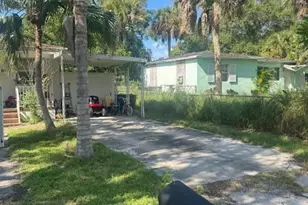 807 Texas Ct, Fort Pierce, FL 34950 - Photo 1