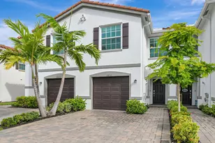 6851 Broadwater Ln, Lake Worth, FL 33467 - Photo 1