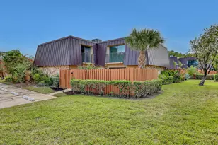 5738 SE Windsong Ln, Stuart, FL 34997 - Photo 1