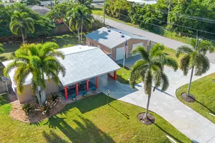 3194 SE Jefferson St, Stuart, FL 34997 - Photo 1