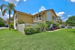 274 Seabreeze Cir, Jupiter, FL 33477 - Photo 1