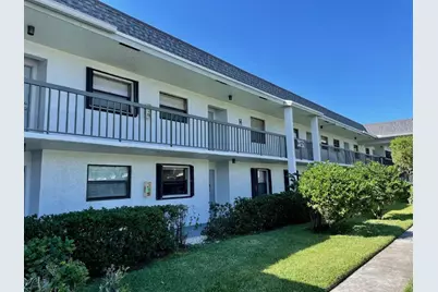 1271 SE Parkview Place #H4, Stuart, FL 34994 - Photo 1