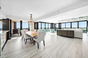 2427 Presidential Way, West Palm Beach, FL 33401 - Photo 1