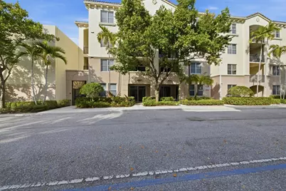 4 Renaissance Way #110, Boynton Beach, FL 33426 - Photo 1