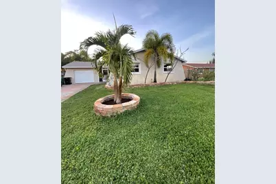 452 SW Curry Street, Port Saint Lucie, FL 34983 - Photo 1