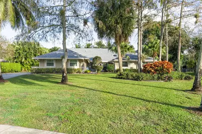 15270 Meadow Wood Drive, Wellington, FL 33414 - Photo 1