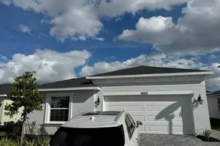 10501 NW Suncrest Lp, Port Saint Lucie, FL 34987 - Photo 1