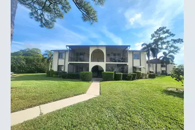 310 Knotty Pine Circle #D-2, Greenacres, FL 33463 - Photo 1