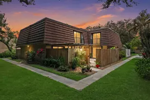 617 6th Ln, Palm Beach Gardens, FL 33418 - Photo 1