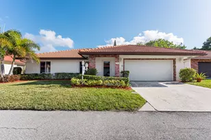334 NW 42nd St, Boca Raton, FL 33431 - Photo 1