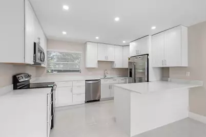 301 SE 12th Avenue #6, Boynton Beach, FL 33435 - Photo 1