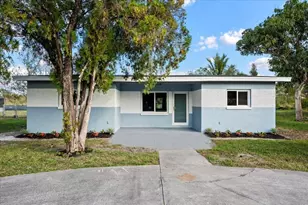 4610 Sunset Blvd, Fort Pierce, FL 34982 - Photo 1