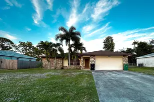 1941 SE Aires Ln, Port Saint Lucie, FL 34984 - Photo 1