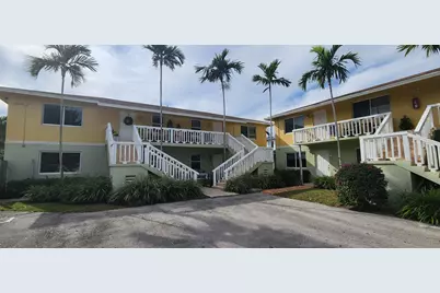 248 NE 12th Street #2, Delray Beach, FL 33444 - Photo 1