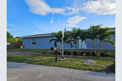 100 Dover Street, Boca Raton, FL 33487 - Photo 1