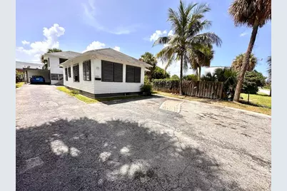 2105 Ponce De Leon Avenue #1, West Palm Beach, FL 33407 - Photo 1