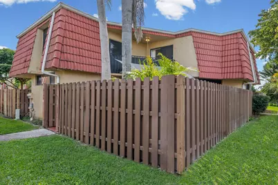 8194 Thames Boulevard #B, Boca Raton, FL 33433 - Photo 1