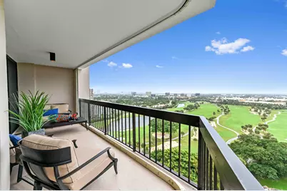 2425 Presidential Way #1806, West Palm Beach, FL 33401 - Photo 1