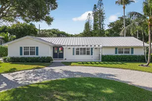 700 Lakeside Cir, North Palm Beach, FL 33408 - Photo 1