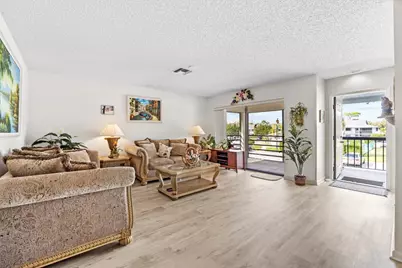 1250 SE Parkview Place #C6, Stuart, FL 34994 - Photo 1