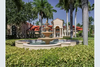 1640 N 42nd Circle #105, Vero Beach, FL 32967 - Photo 1