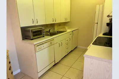 4049 Cornwall C #4049 C, Boca Raton, FL 33434 - Photo 1