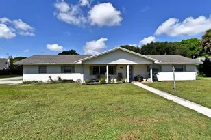 1907 Colonial Rd, Fort Pierce, FL 34950 - Photo 1