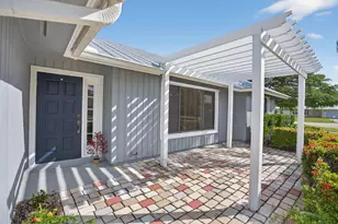 28 Hickory Hill Rd, Tequesta, FL 33469 - Photo 1