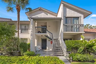 11397 Pond View Dr, Wellington, FL 33414 - Photo 1