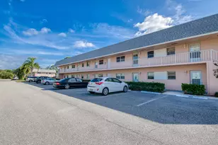 18081 SE Country Club Dr, Jupiter, FL 33469 - Photo 1