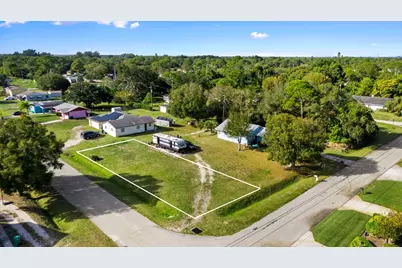 3694 Avenue K, Fort Pierce, FL 34947 - Photo 1