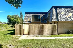 152 Lake Arbor Dr, Palm Springs, FL 33461 - Photo 1