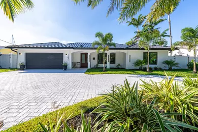 1231 NE 28th Avenue, Pompano Beach, FL 33062 - Photo 1