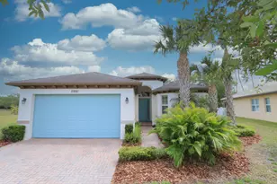 11881 SW Crestwood Cir, Port Saint Lucie, FL 34987 - Photo 1