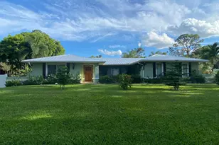 437 NE Bayberry Ln, Jensen Beach, FL 34957 - Photo 1