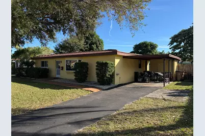 812 SE 13th Court, Deerfield Beach, FL 33441 - Photo 1