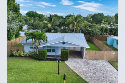555 20th Street, Vero Beach, FL 32960 - Photo 1